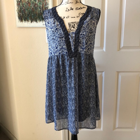 Knox Rose Dresses & Skirts - Knox Rose blue floral shift dress, size small
